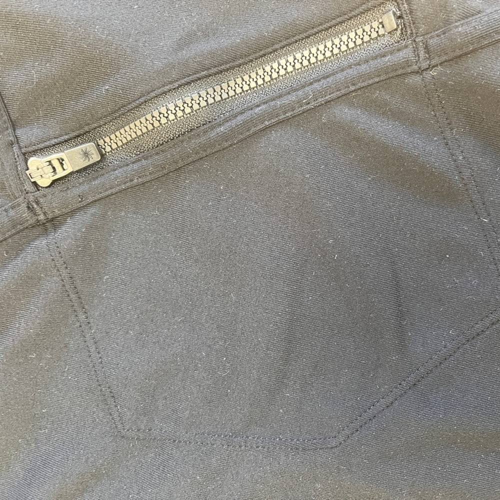Athleta Zipper Pocket Skort - Picture 3 of 8